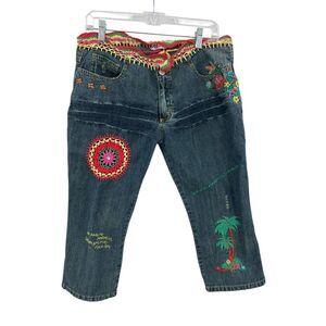 Show Denim Capri‎ Pants Women Size 10 Boho Peasant Hippie Festival Retro Crochet